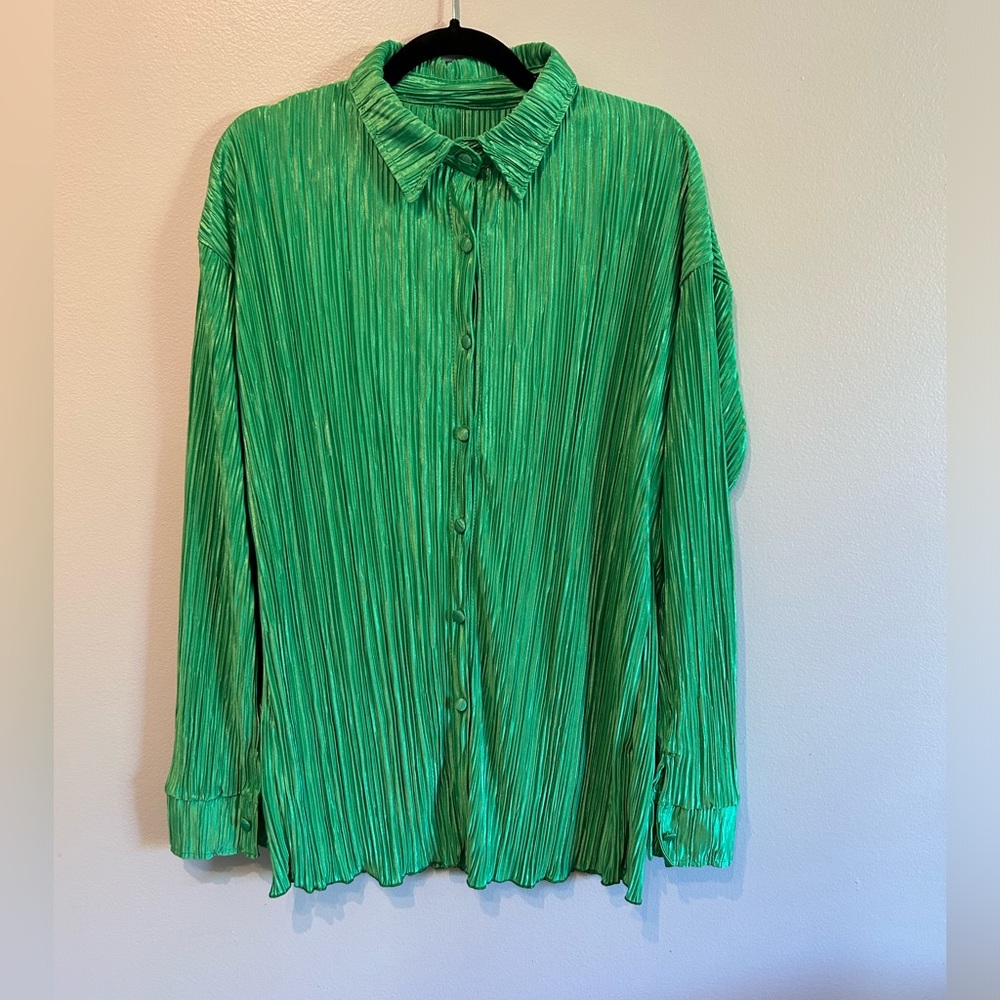 Amazon crinkle button down top and short set